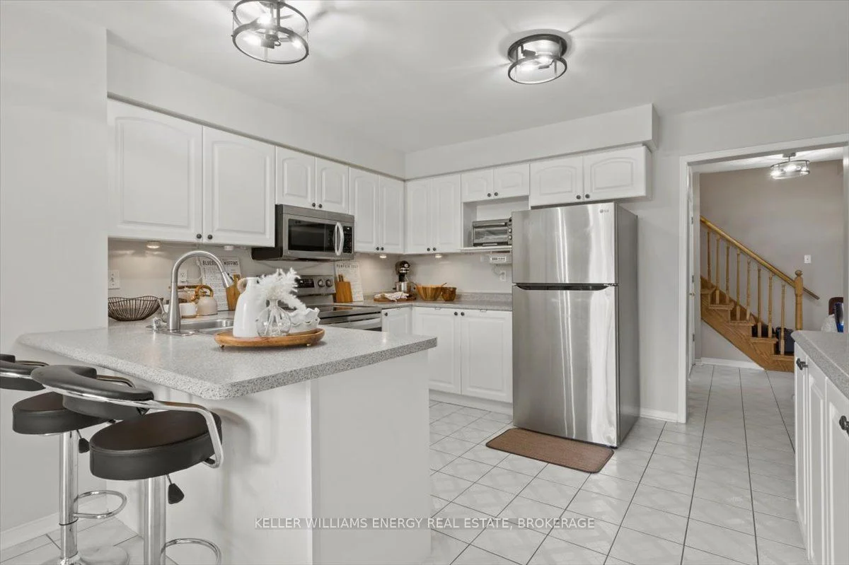 Detached in Oshawa