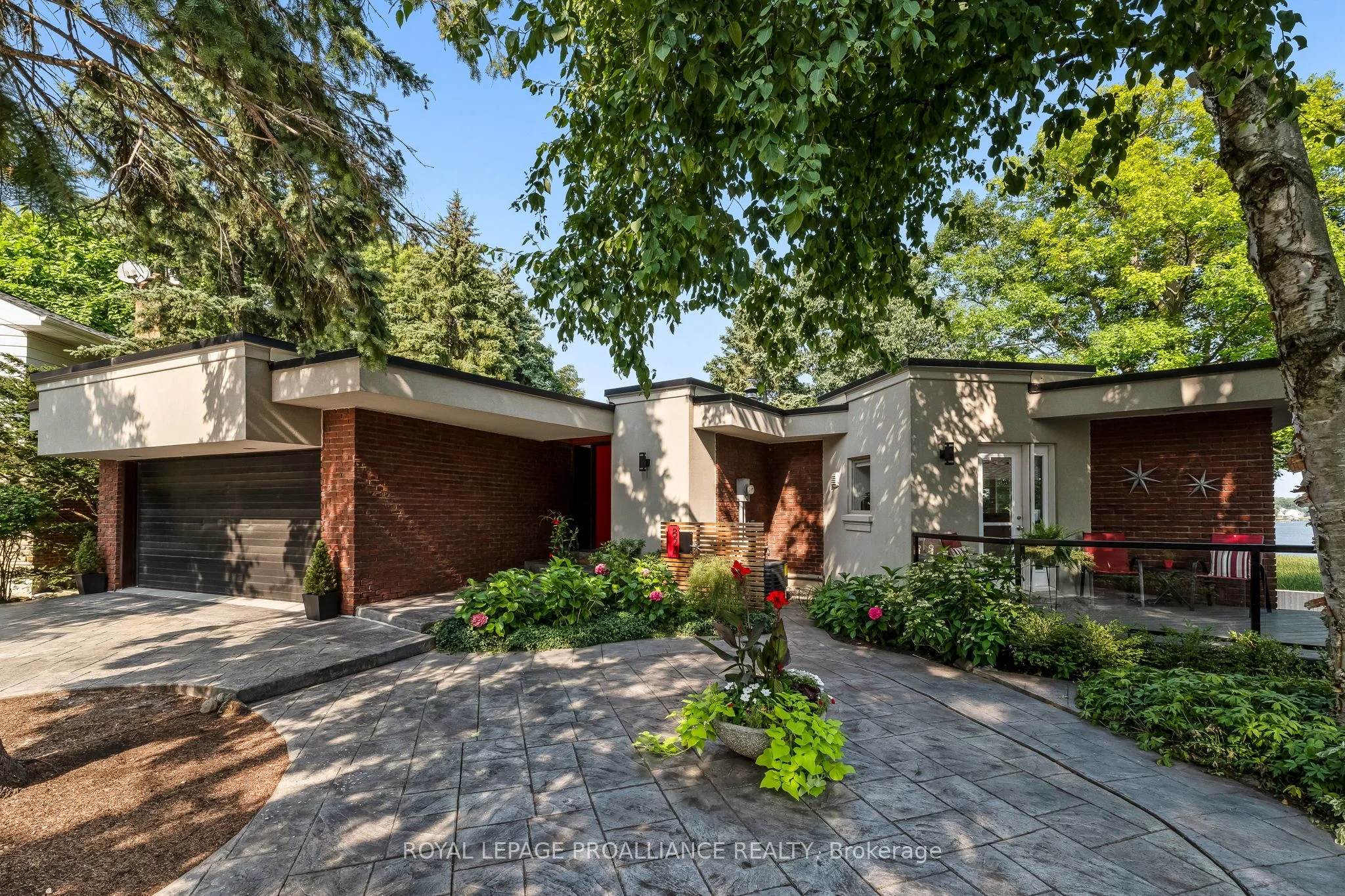Detached in Pickering