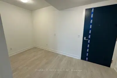 2545 Simcoe Street 1112, Oshawa, On L1l 0w3