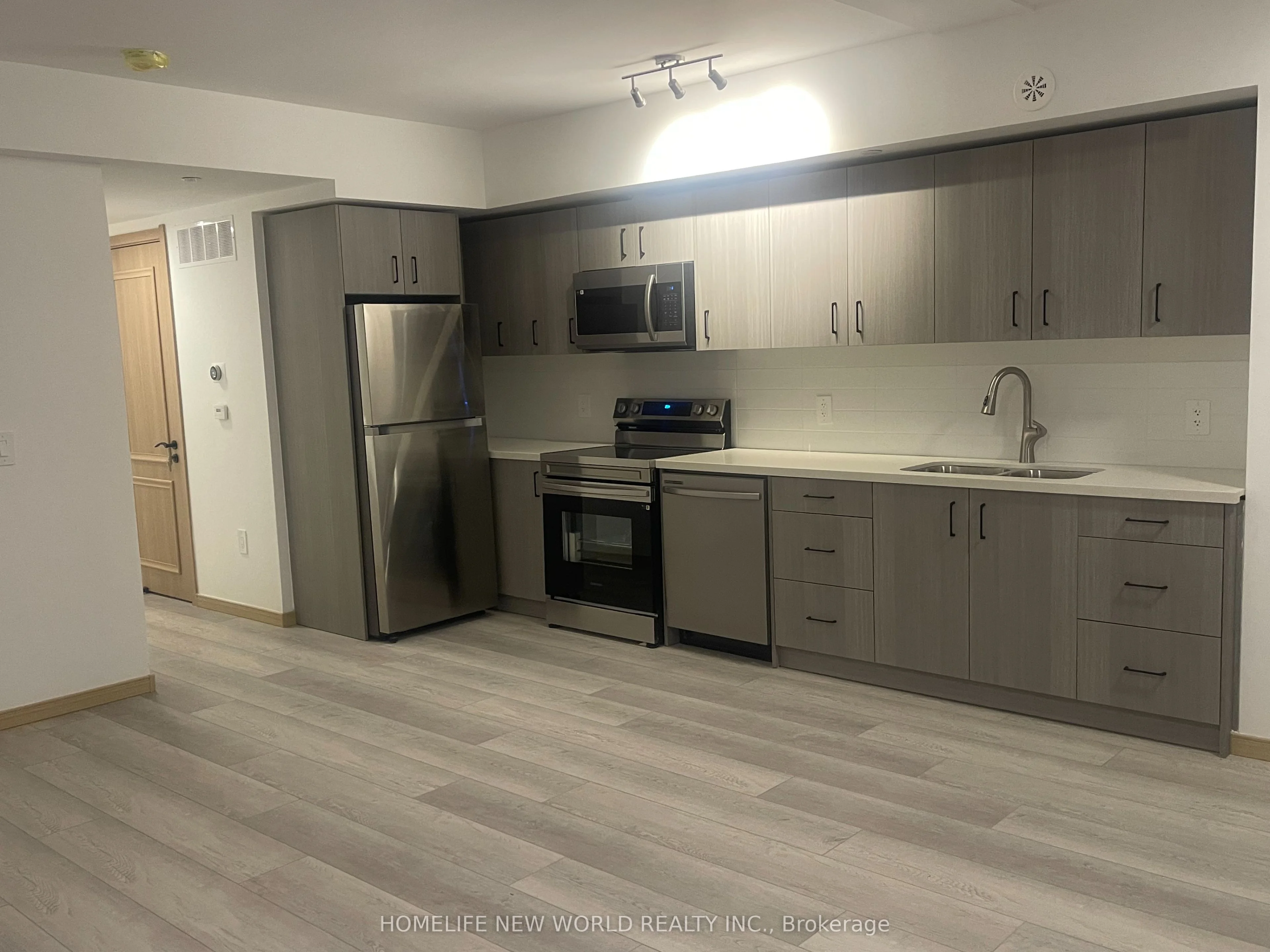 Condo Townhouse in Toronto