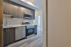 Condo Apartment in Pickering