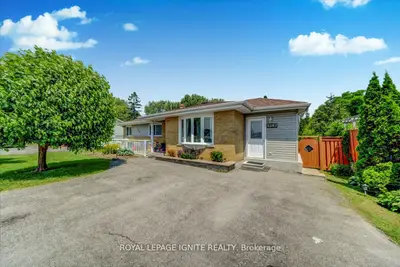 Detached in Oshawa