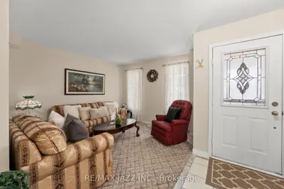 Condo Townhouse in Whitby