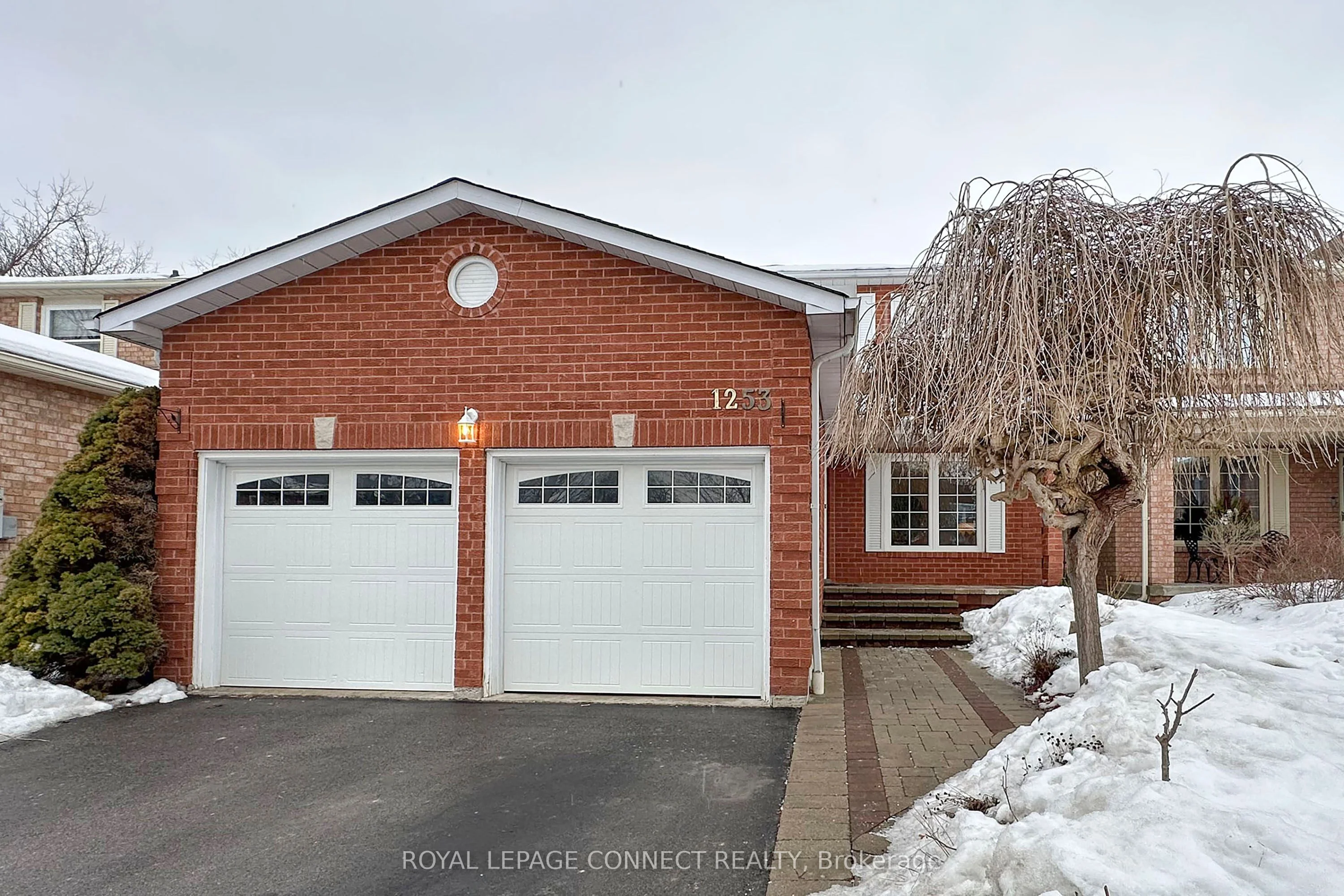 Detached in Pickering