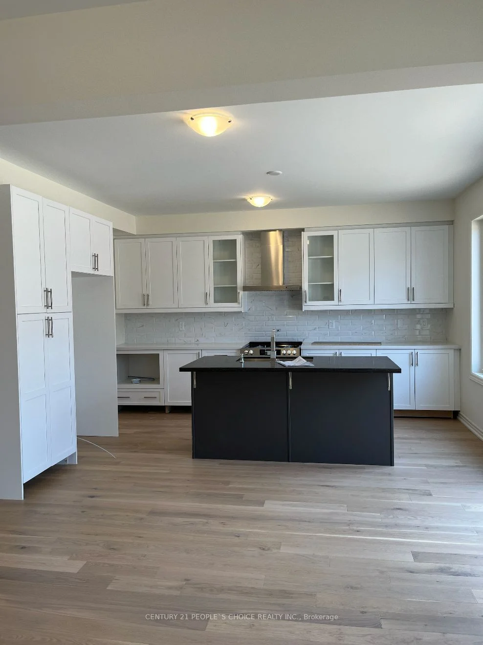 2144 Coppermine Street, Oshawa, ON L1L 0T1
