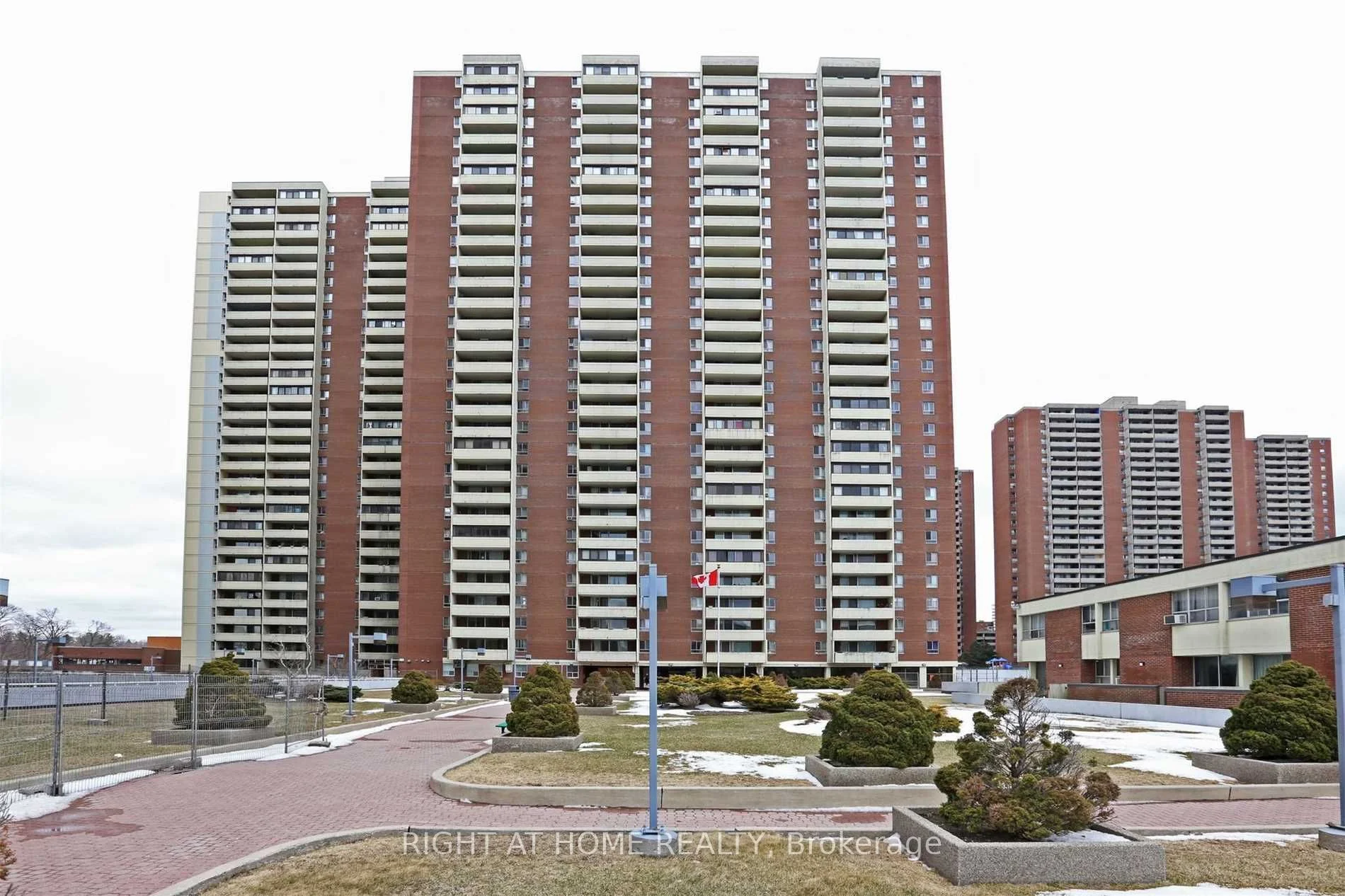 Condo Apartment in Toronto