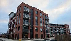 Common Element Condo in Whitby