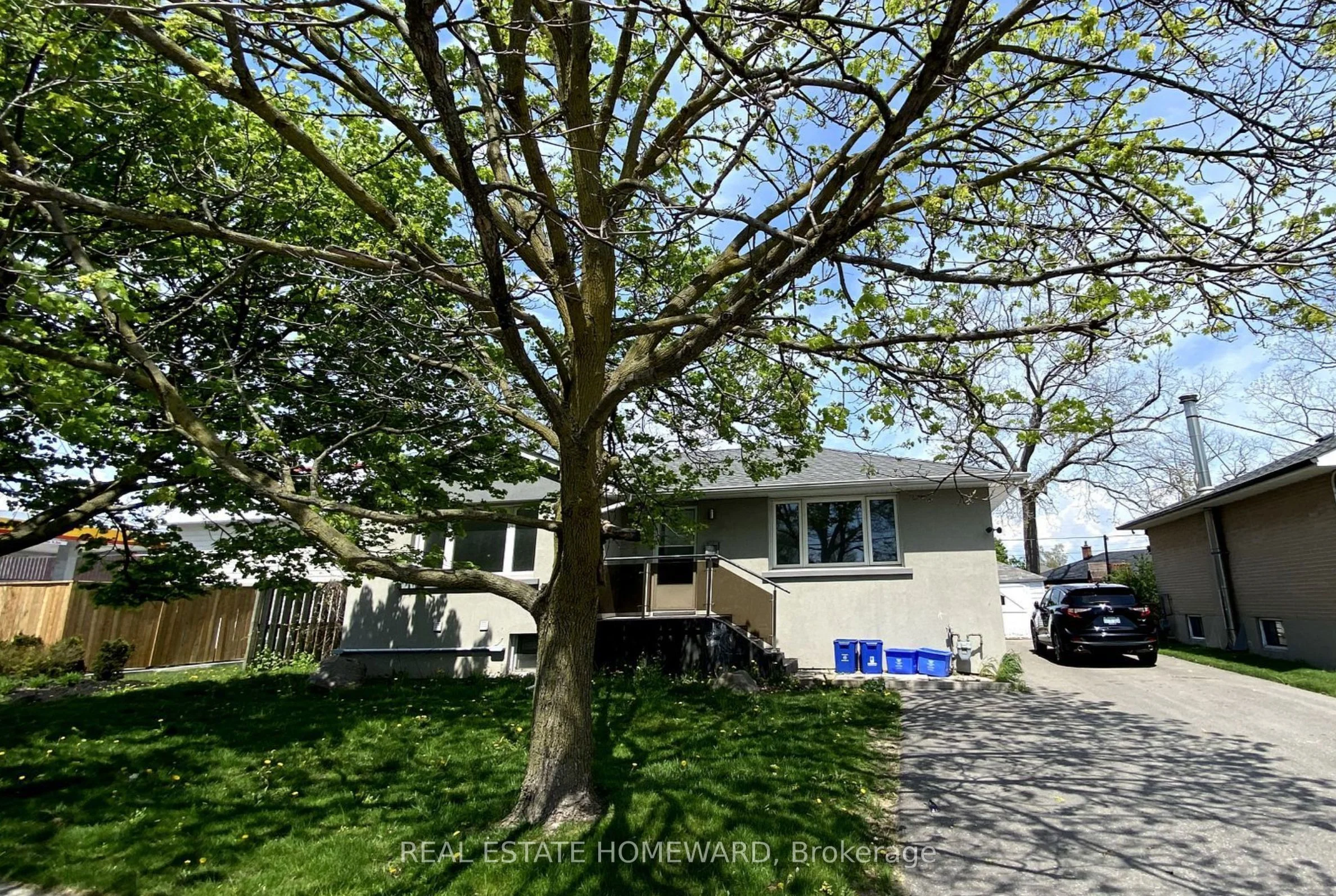 1049 Simcoe Street S Bsmt., Oshawa, On L1h 4l4