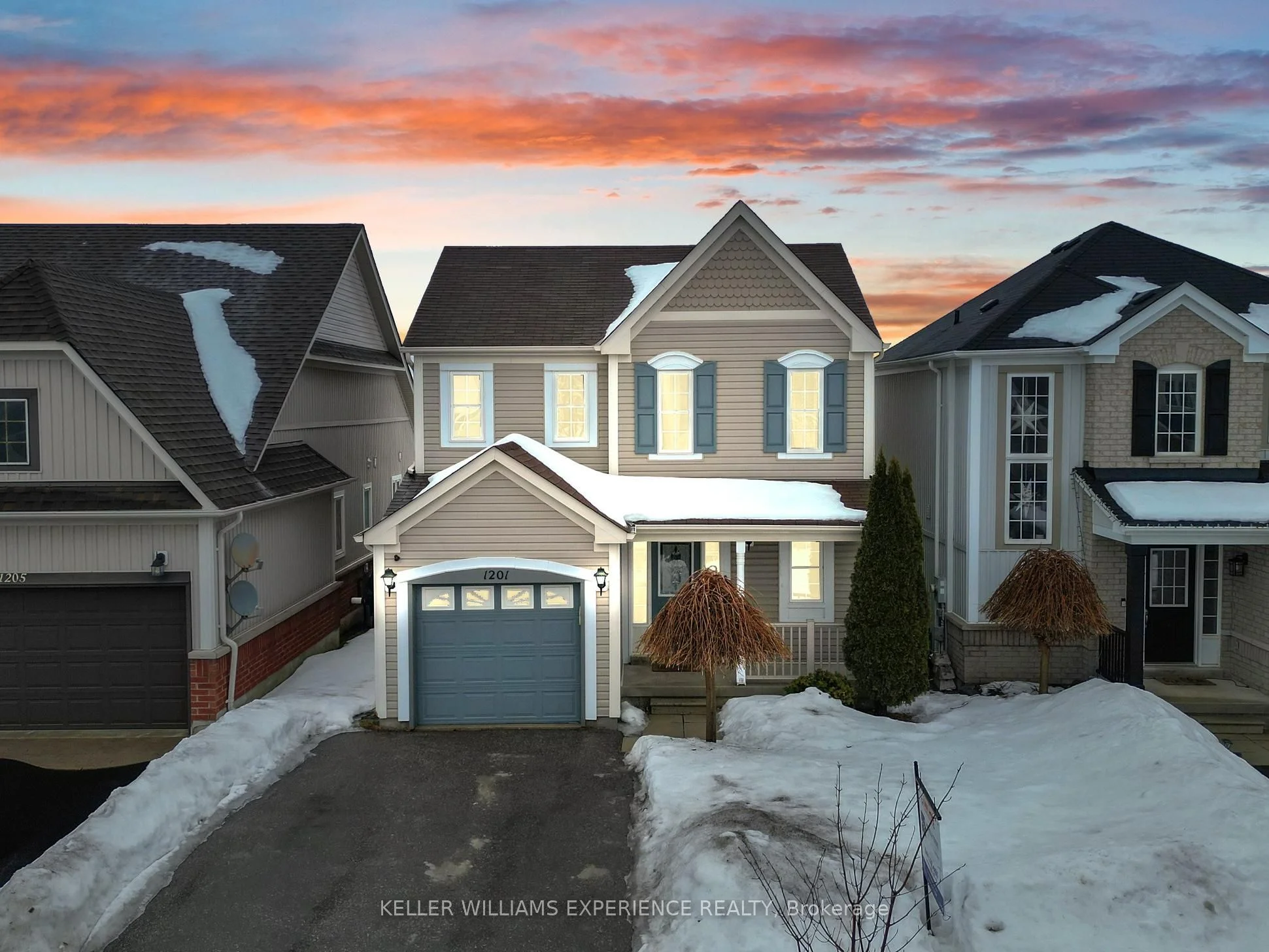 Detached in Oshawa