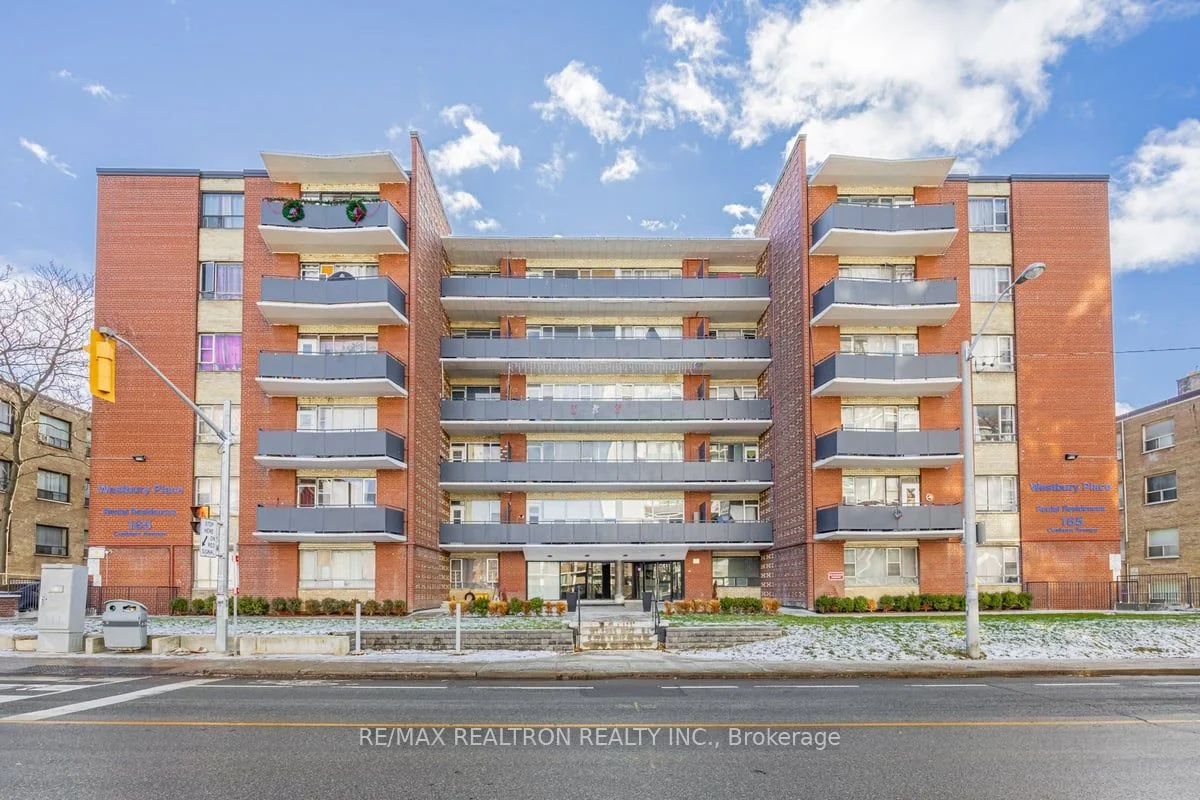 Condo Apartment in Toronto