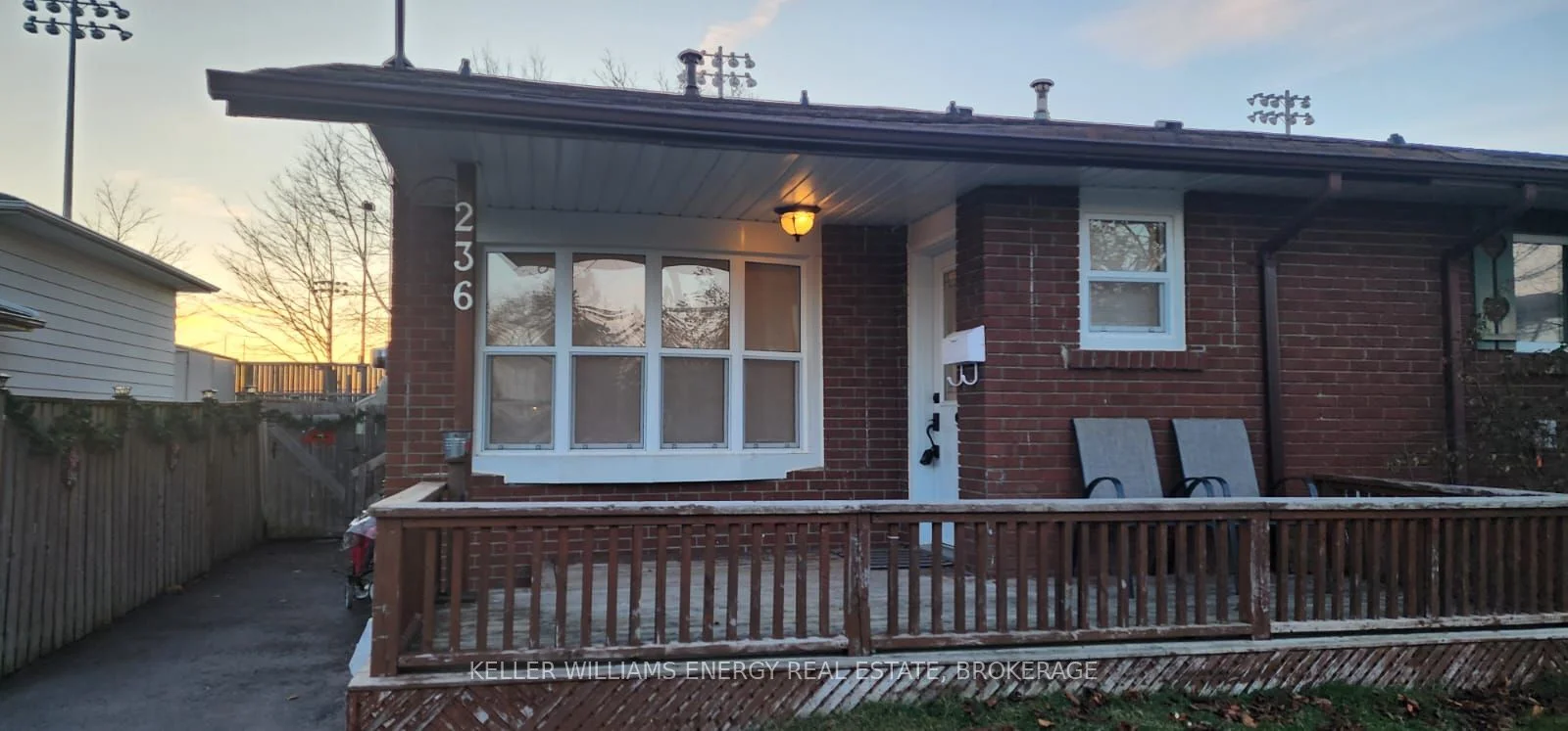236 Vancouver Street Upper Level, Oshawa, On L1j 5x4