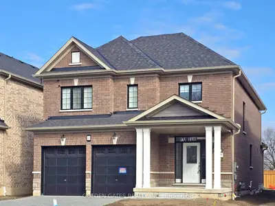 Detached in Scugog