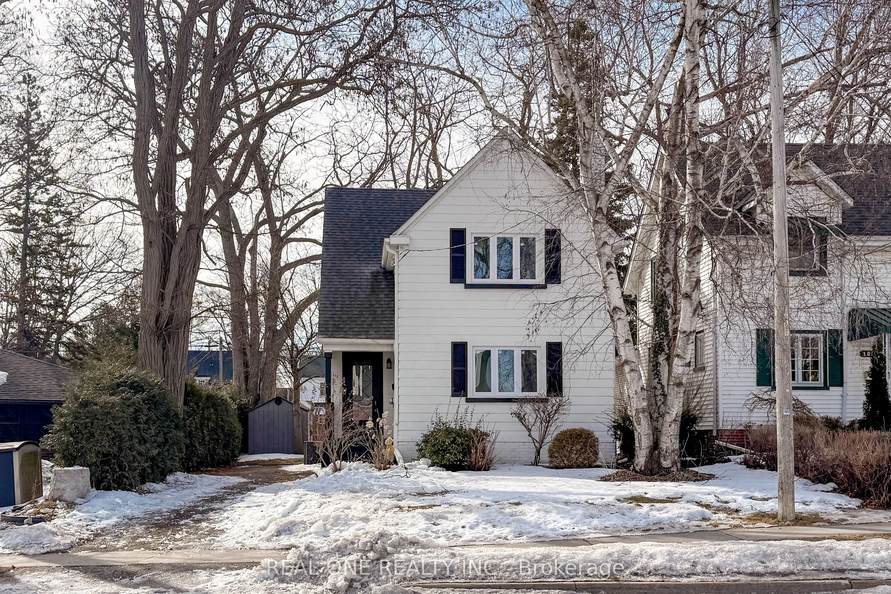 113 Hillcroft Street, Oshawa, On L1g 2l3