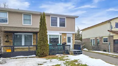 556 Lakeview Avenue, Oshawa, On L1j 1b1