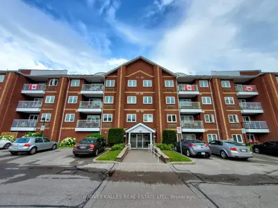 189 Lake Driveway Drive W 402, Ajax, On L1s 7j1