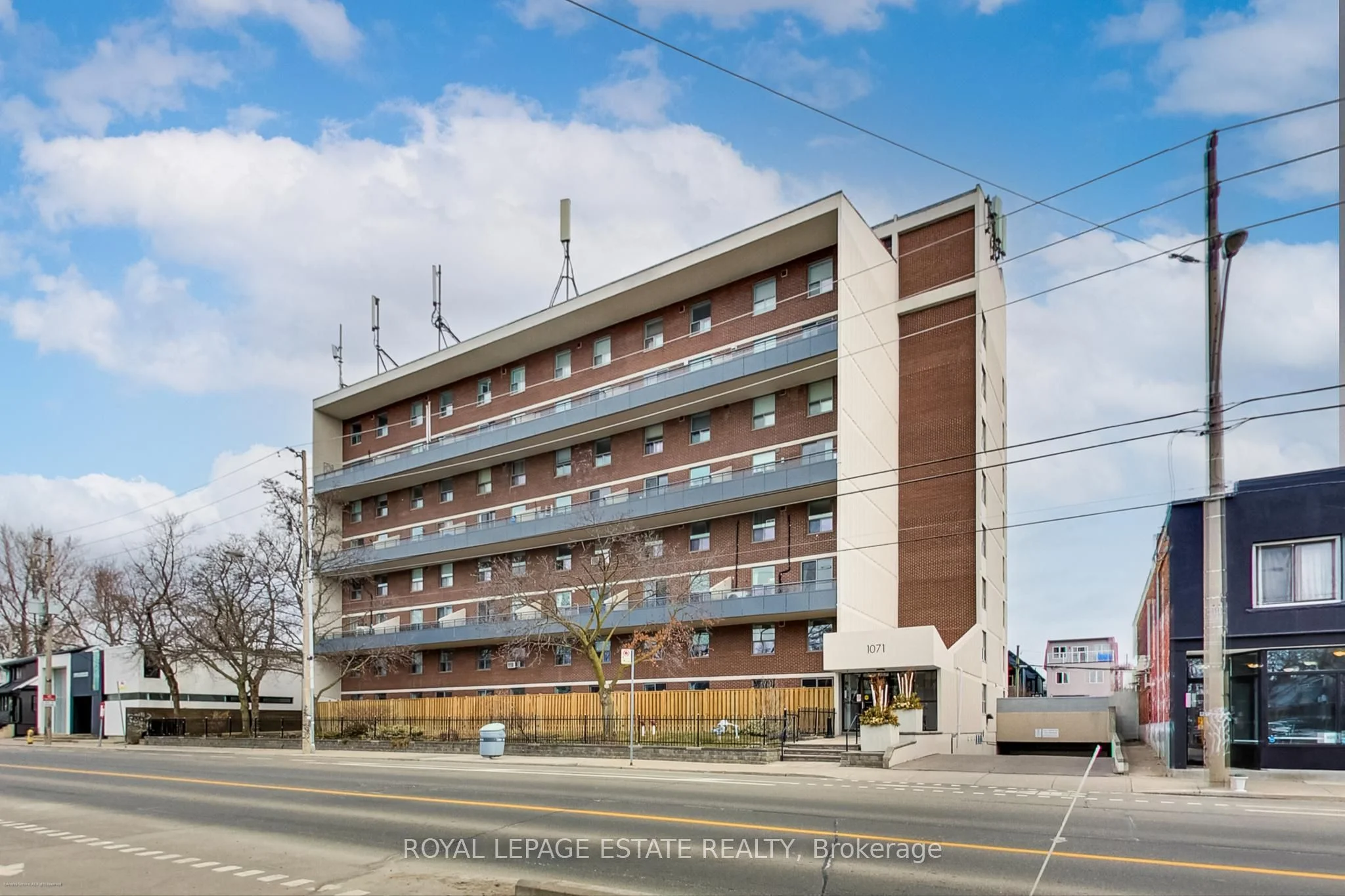 Condo Apartment in Toronto