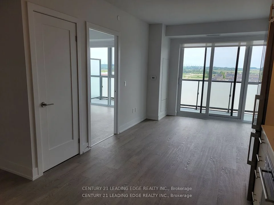 2550 Simcoe Street N #812, Oshawa, ON L1L 0R5