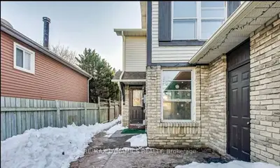 1266 Northmount Street W, Oshawa, On L1g 7m8