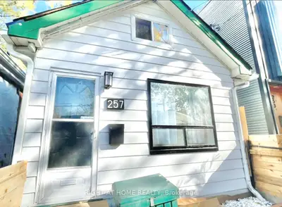 Detached in Toronto