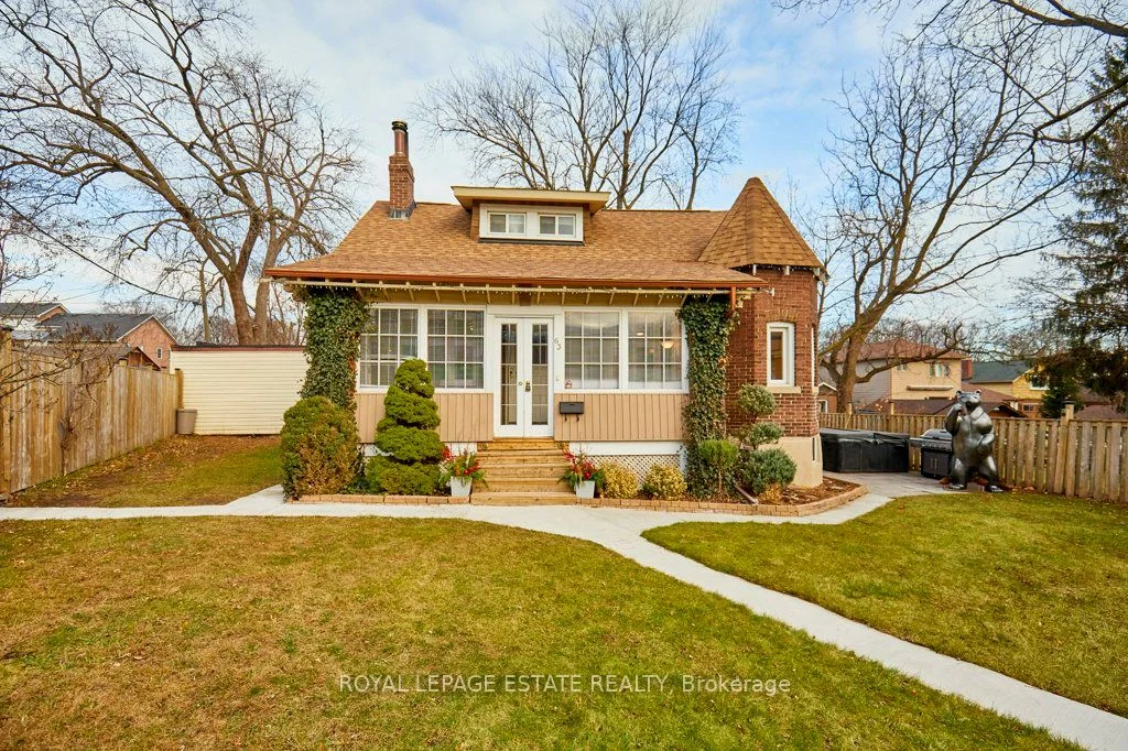 Detached in Toronto