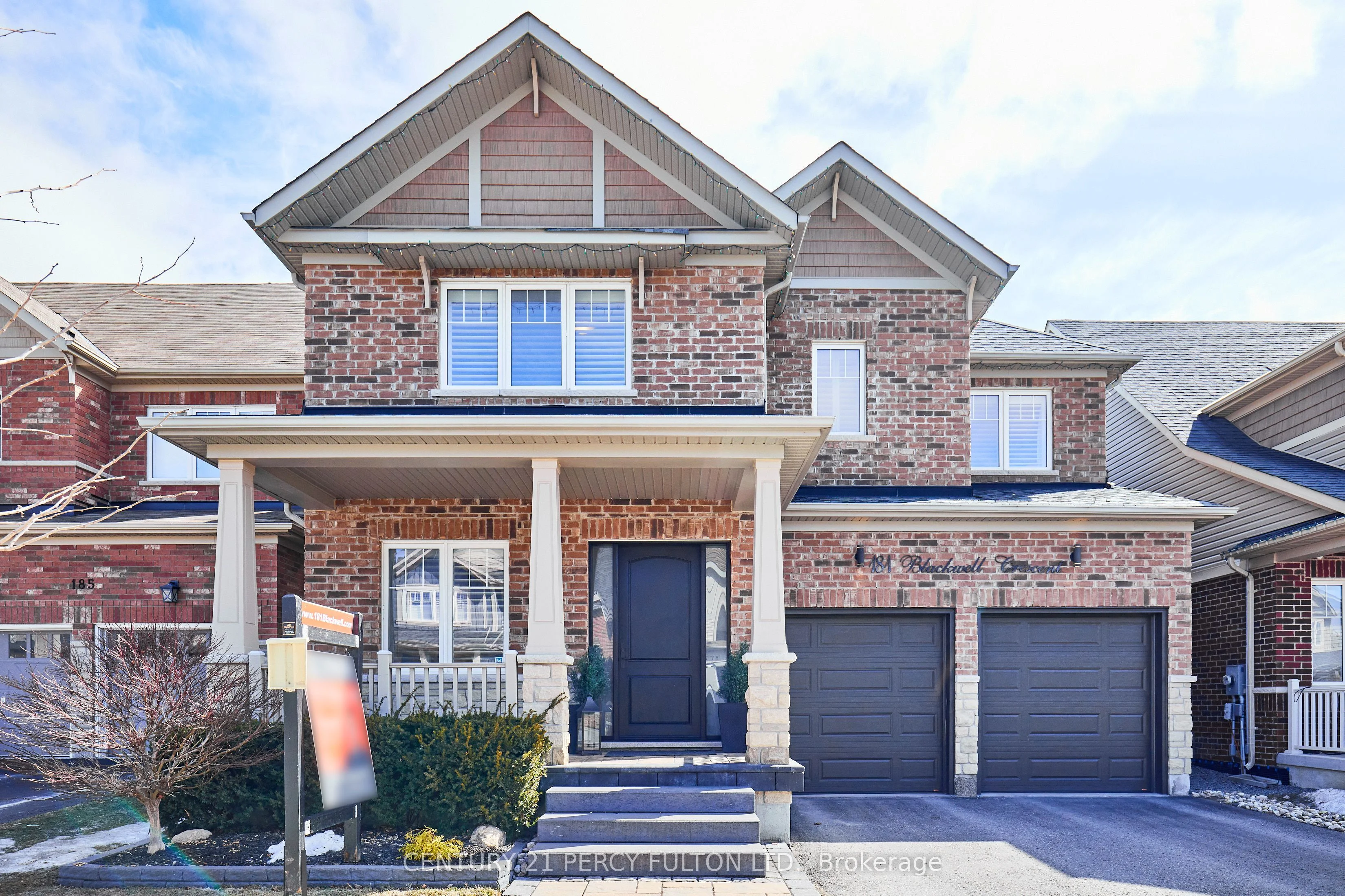 Detached in Oshawa