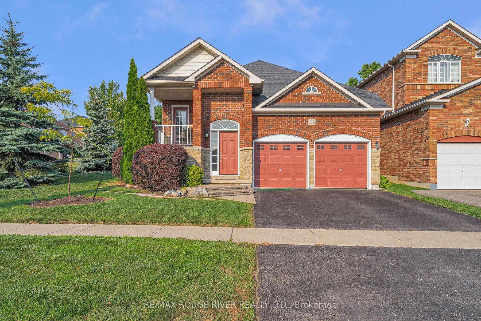 Detached in Oshawa