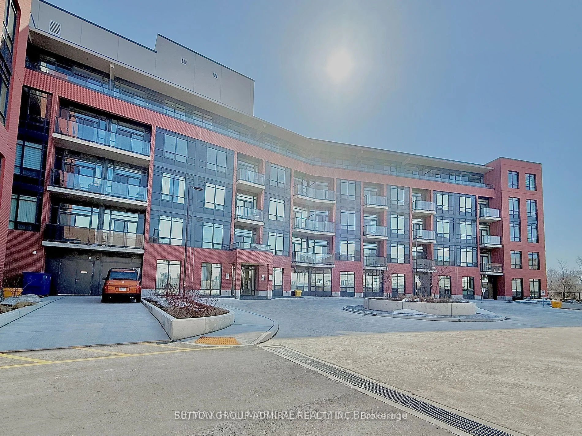 1010 Dundas Street E 514, Whitby, ON L1N 0L6