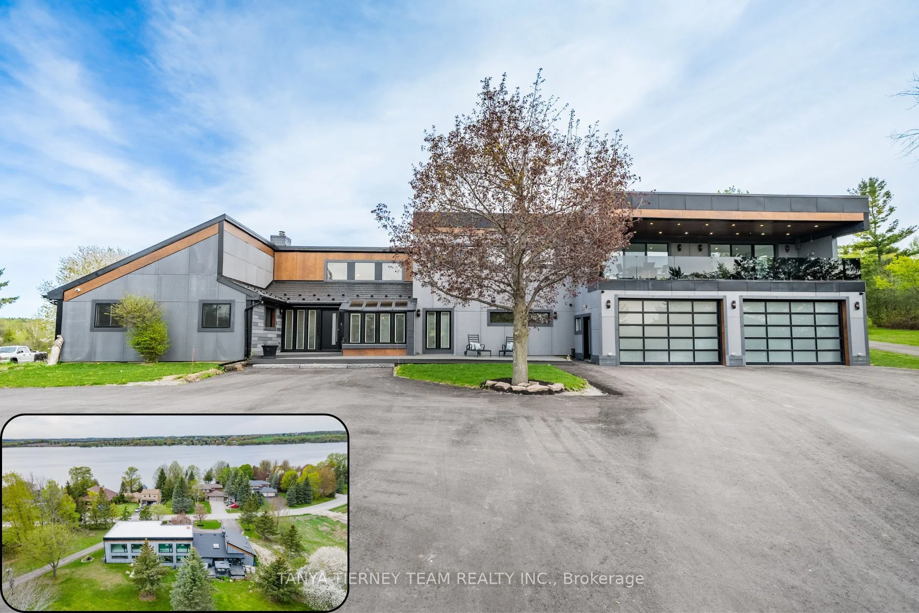 Detached in Scugog