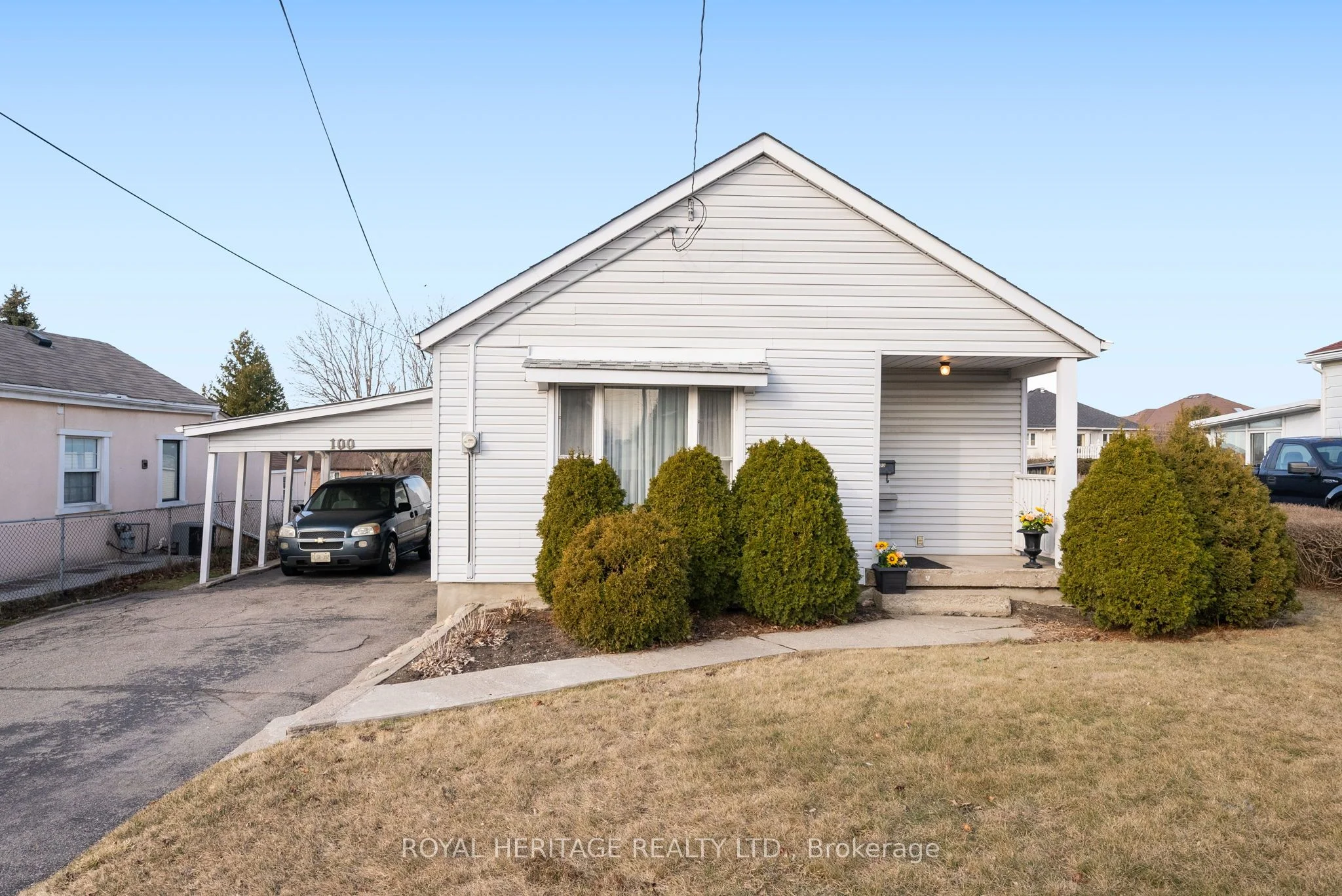 Detached in Oshawa