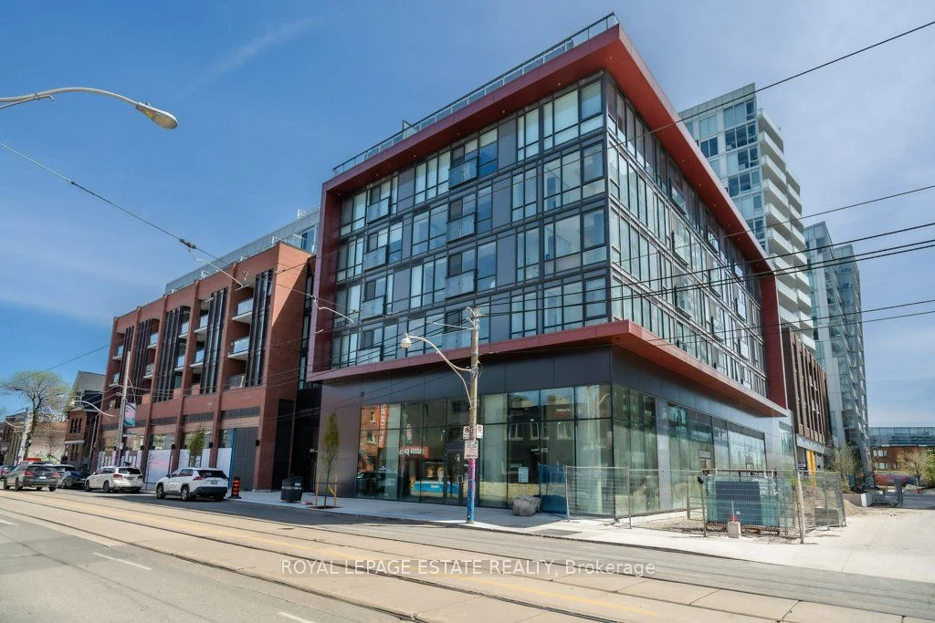 Condo Apartment in Toronto