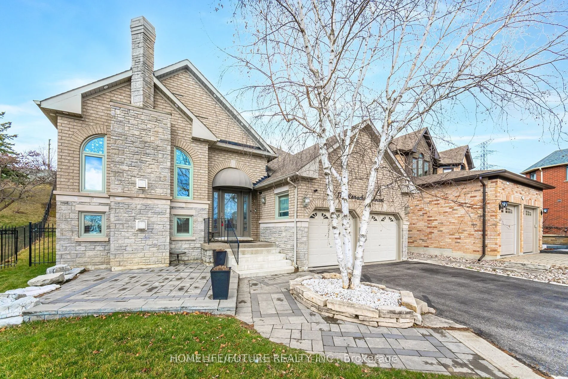 Detached in Pickering