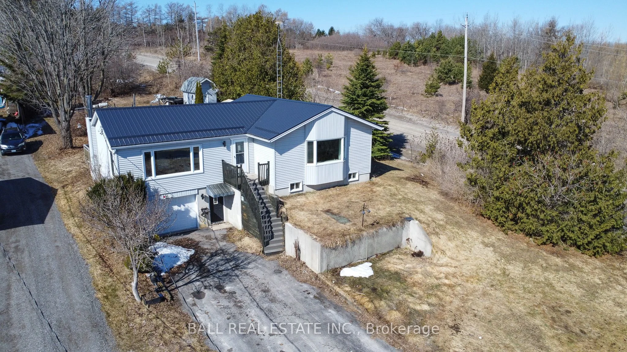 Detached in Scugog