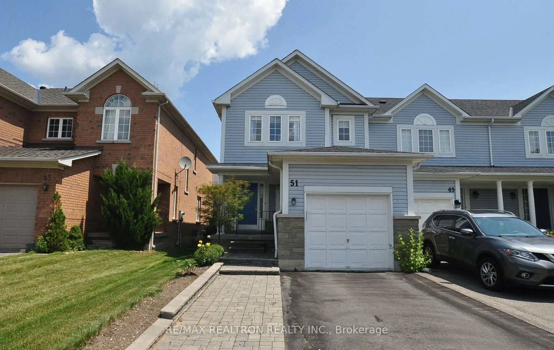 Att/Row/Townhouse in Toronto