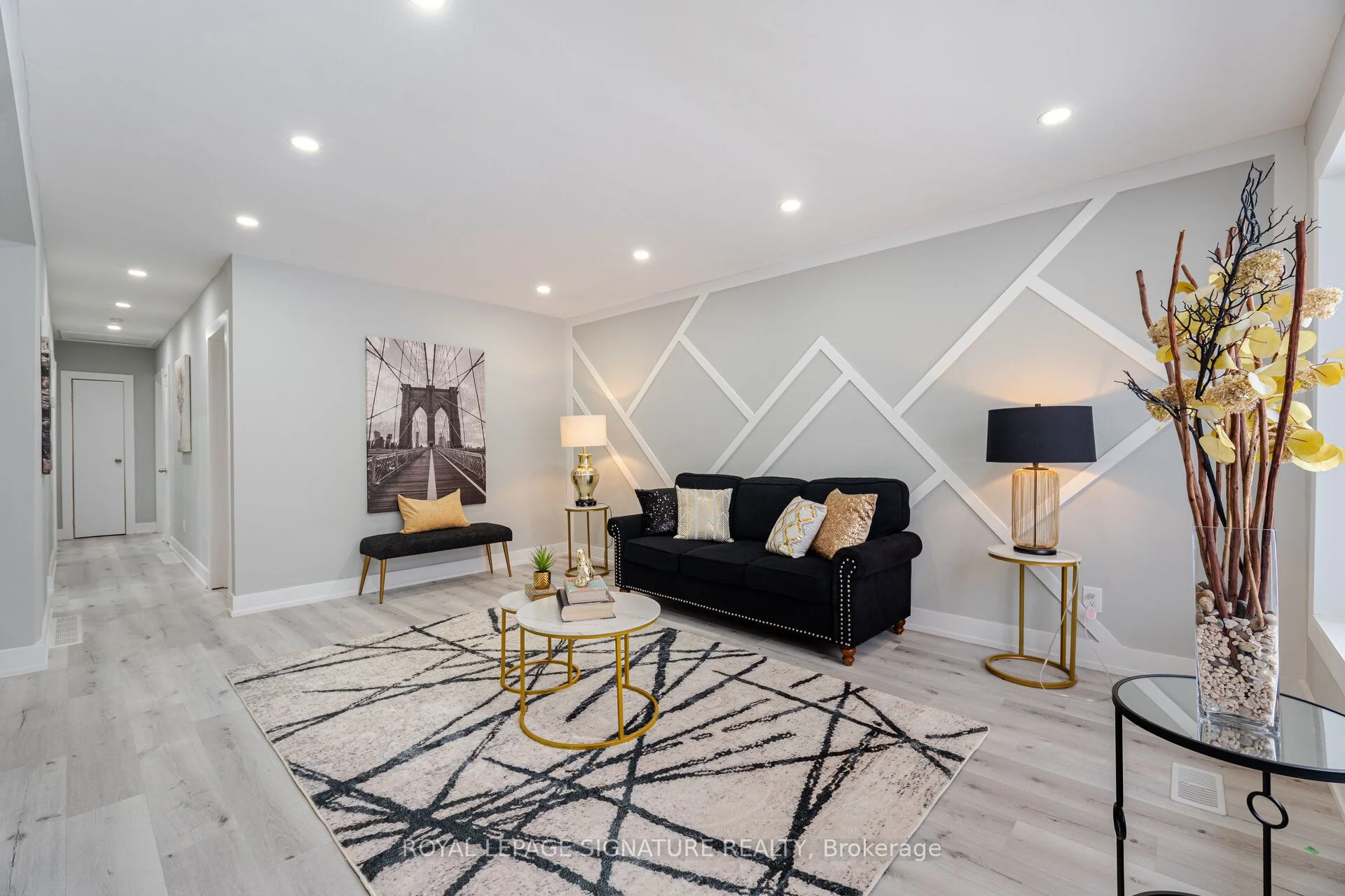 Detached in Oshawa