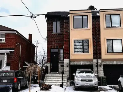 11 North Bonnington Avenue, Toronto E04, On M1k 1x3