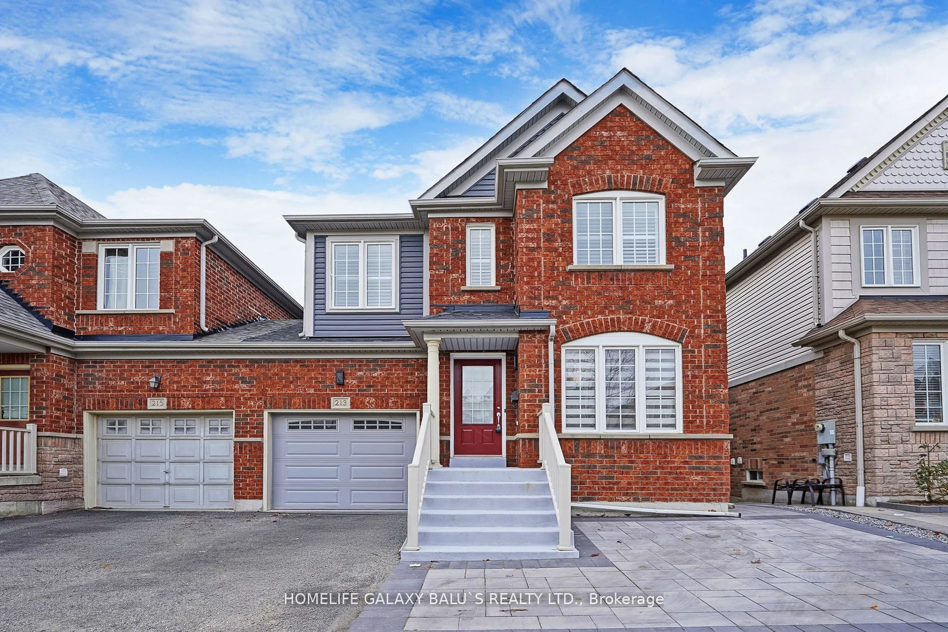 Semi-Detached in Ajax