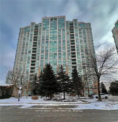 Condo Apartment in Toronto
