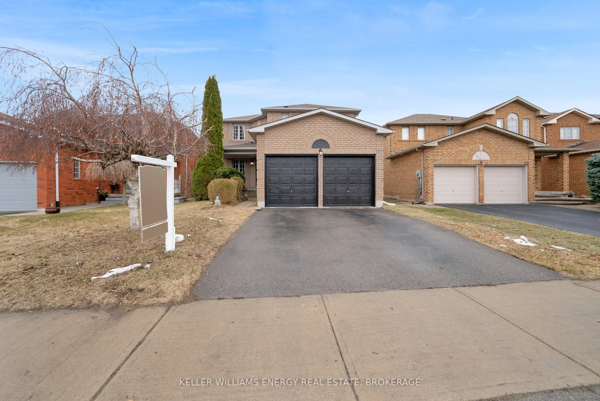 Detached in Oshawa