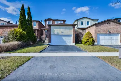 Detached in Toronto