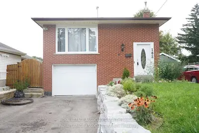 Detached in Oshawa