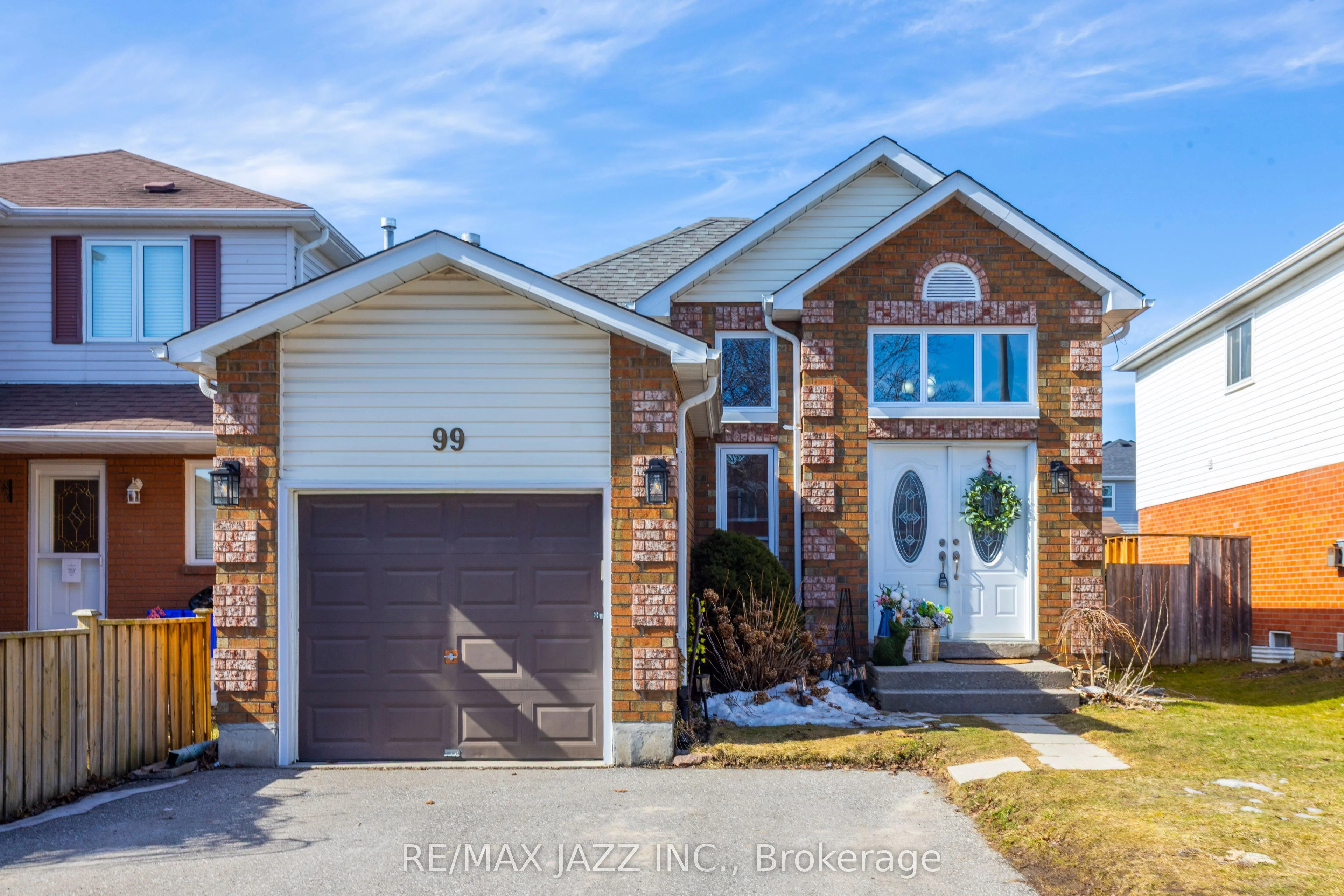 Detached in Clarington