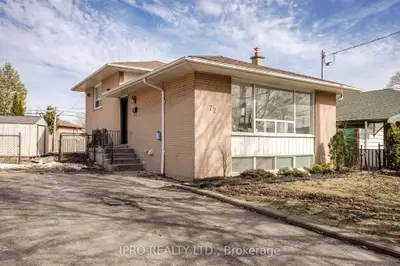 Detached in Toronto