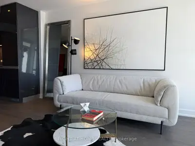 1238 Dundas Street E 306, Toronto E01, On M4m 0c6