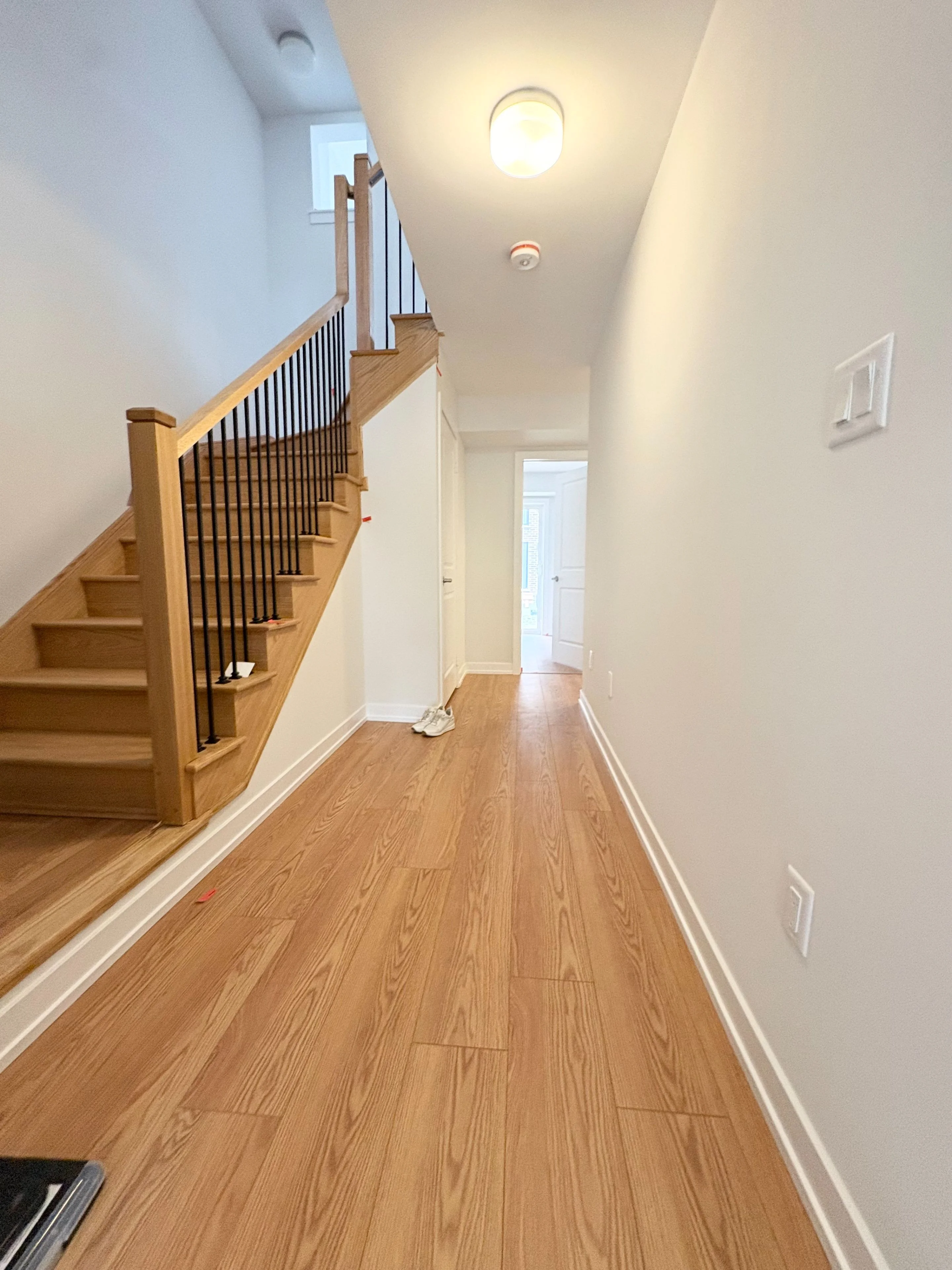 Att/Row/Townhouse in Toronto