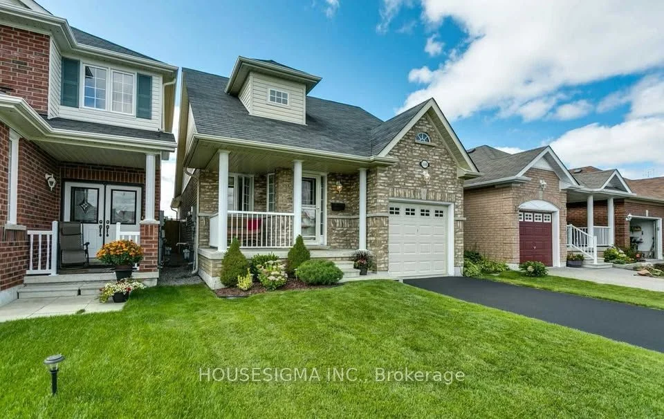 Detached in Oshawa