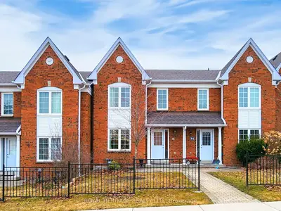 10 Bassett Boulevard 45, Whitby, On L1n 9c4