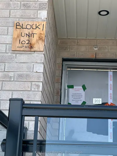1695 Dersan Street 202, Pickering, On L1v 2p8