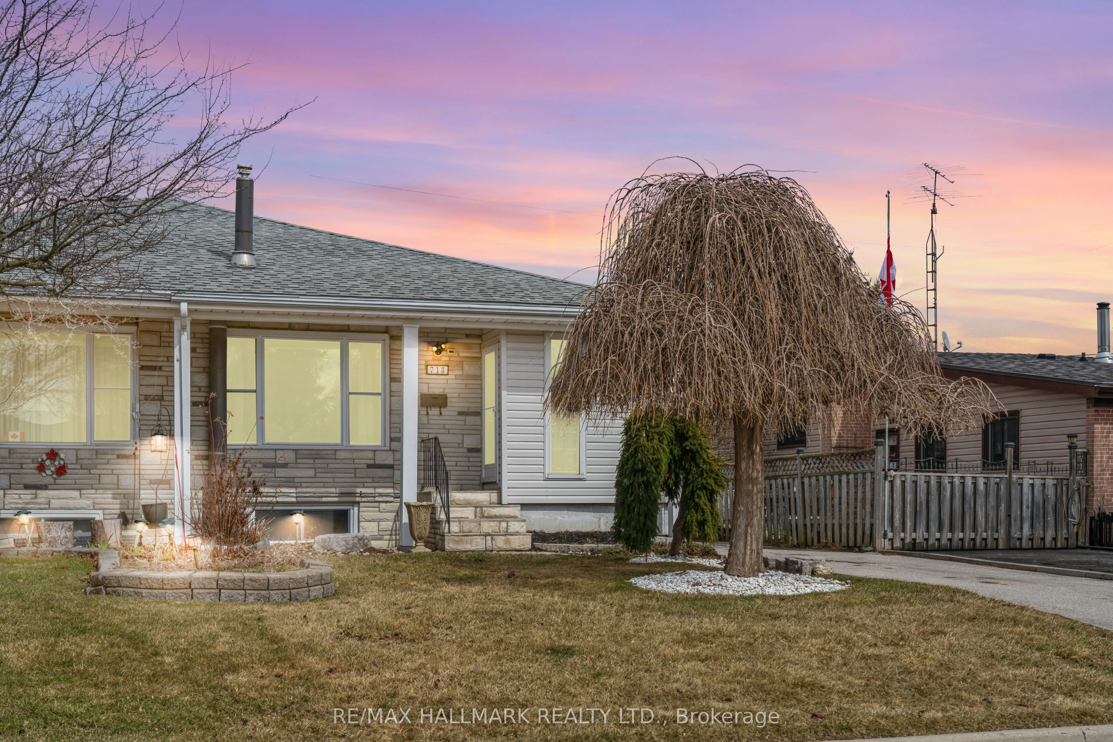 Semi-Detached in Pickering