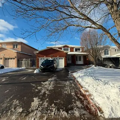 Detached in Pickering