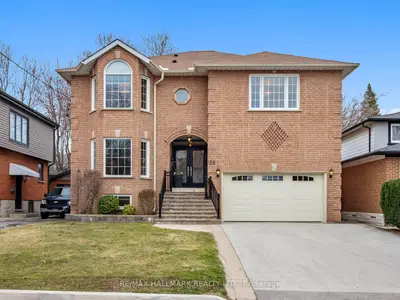 Detached in Toronto